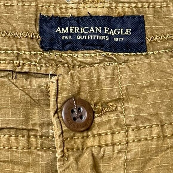American Eagle Men’s Tan Khaki Cargo Shorts Size 32 - Picture 3 of 4